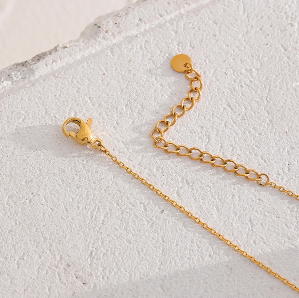 Charm Flower Pendant Necklace - Picture 3 of 8